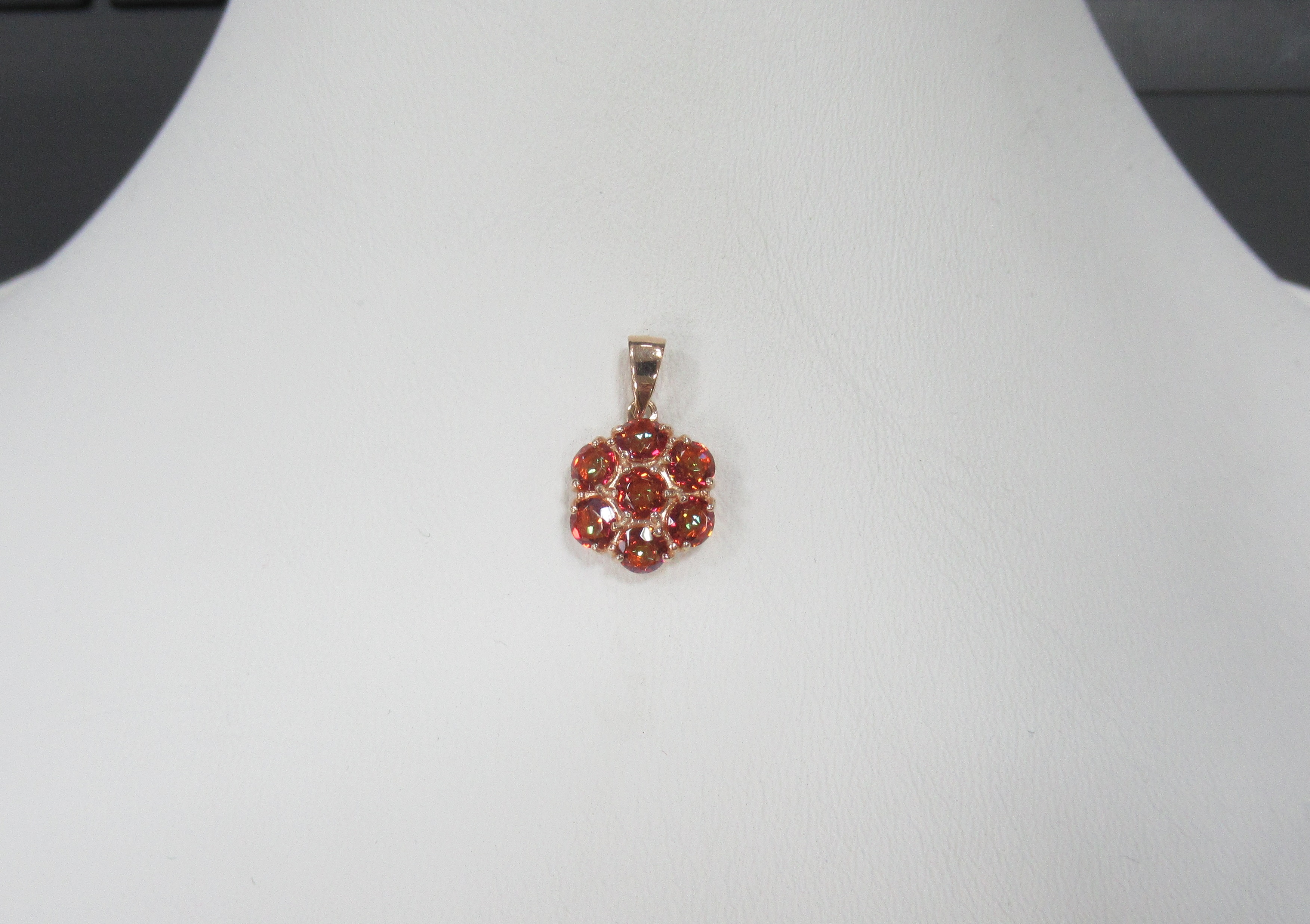 Серебряная подвеска с оранжевым горным хрусталем "Цветок"